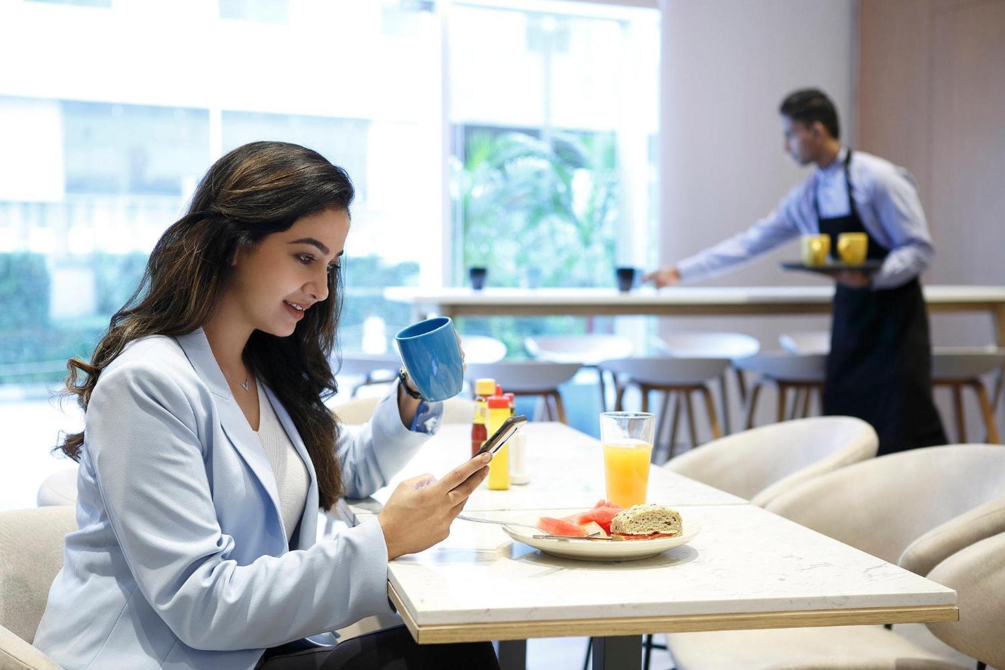 Holiday Inn Express Greater Noida Knowledge Park By Ihg Esterno foto
